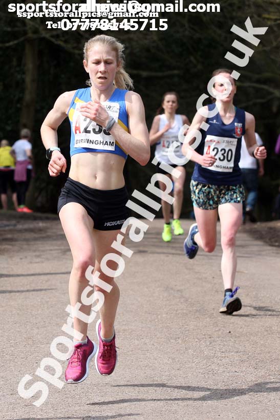 Senior womens 6 Stage Relay, ERRA 12 and 6 Stage Relays, Sutton Coldfield. Photo: David T. Hewitson/Sports for All Pics